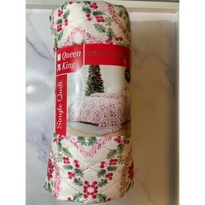 Madison Park Collection Queen King Size Christmas Holly Berry Quilt